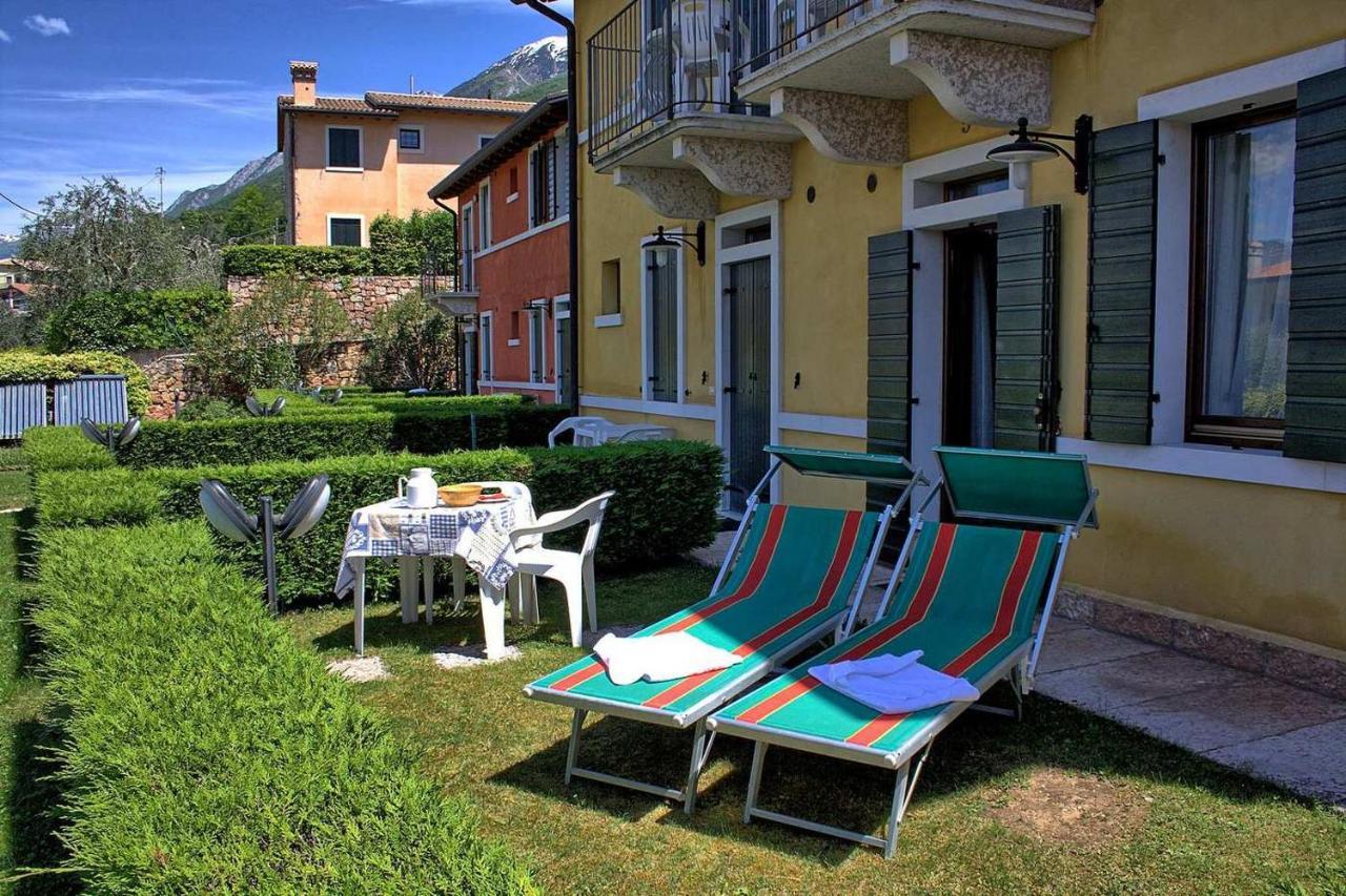 Aparthotel La Caletta Bolognese Brenzone sul Garda Exterior foto