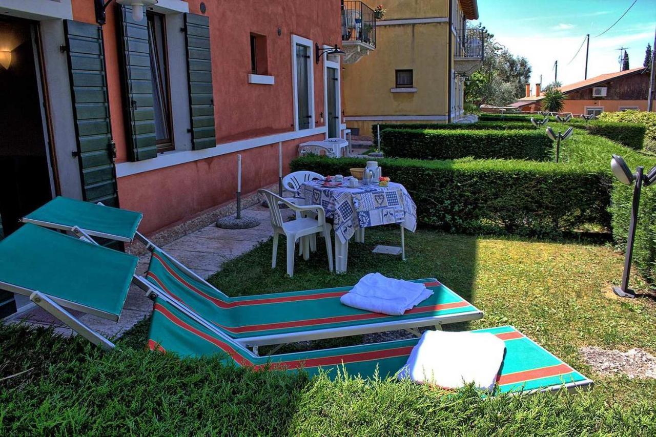 Aparthotel La Caletta Bolognese Brenzone sul Garda Exterior foto